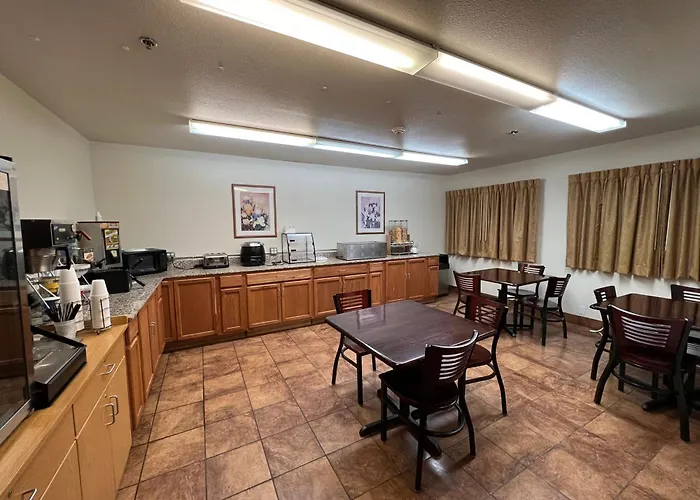 Americas Best Value Inn And Suites Ada