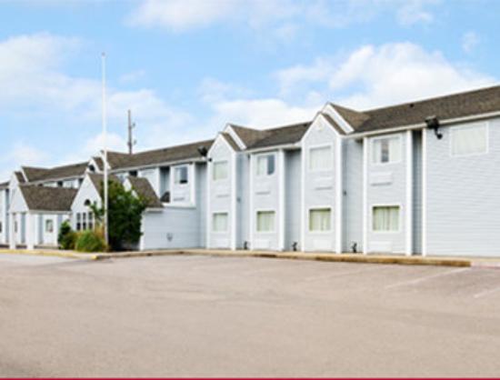 Americas Value And Hotel